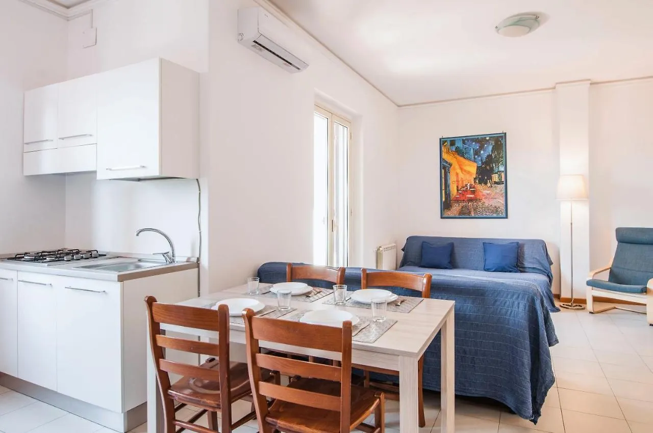 Ortensia Apartments By Wonderful Italy آتْشّي كاستيلّو 0*,